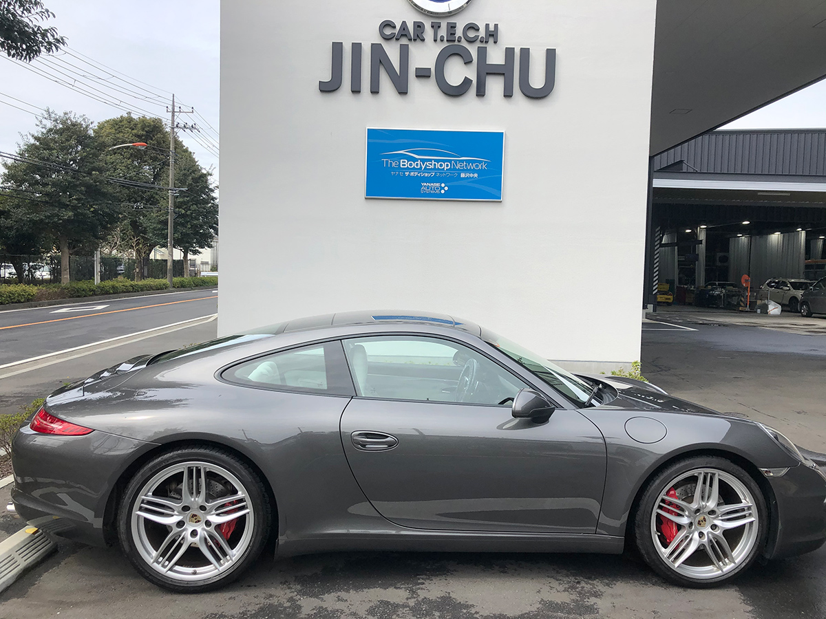 「ポルシェ911カレラS」フロントバンパー板金修理