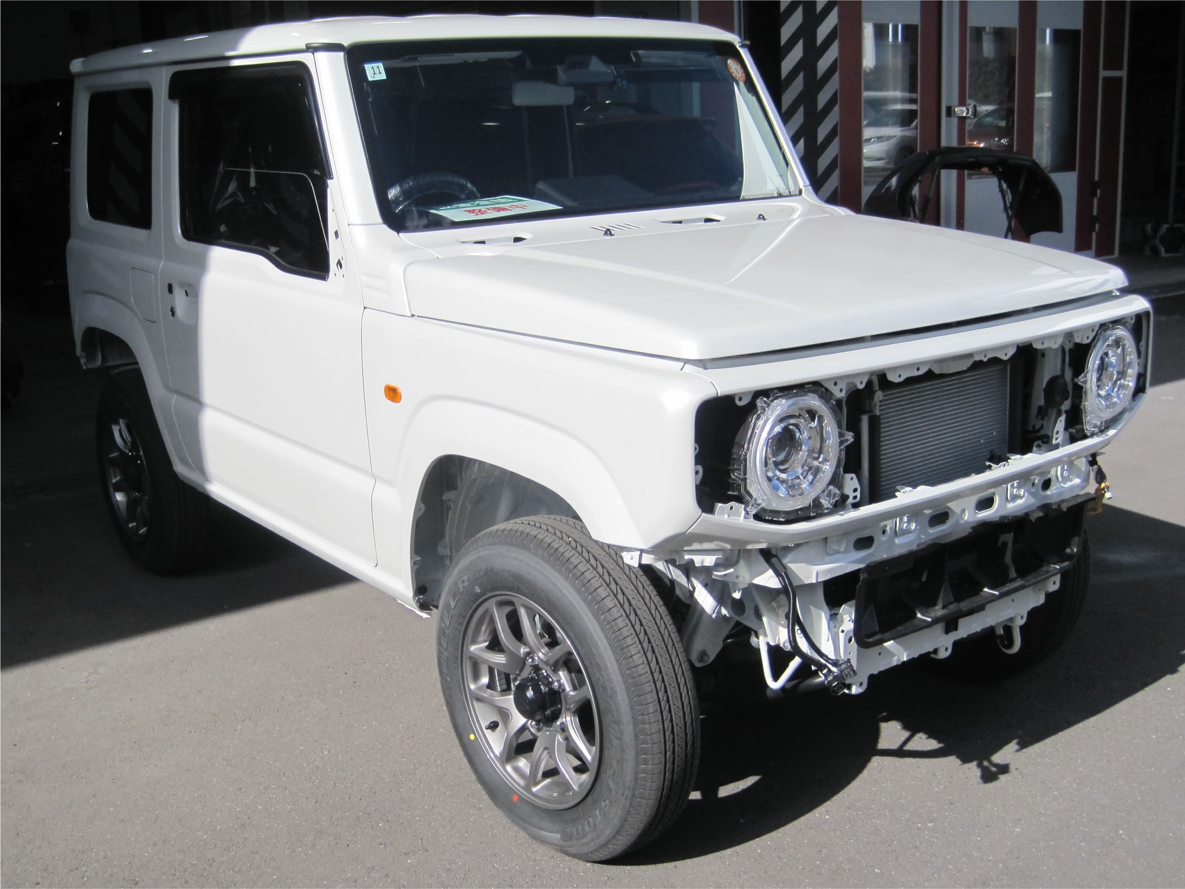 塗装する部位を外した様子