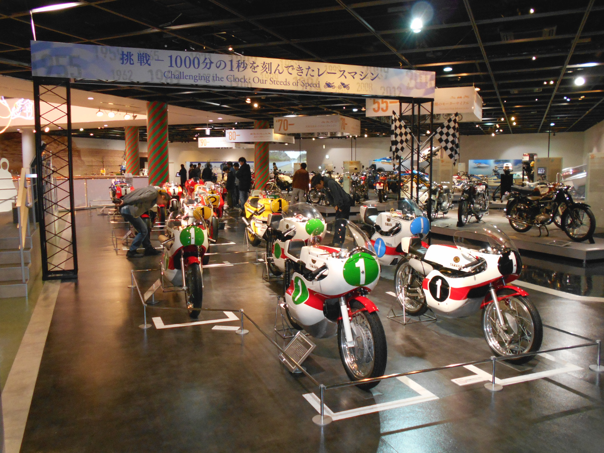 レース用のバイクがずらり!